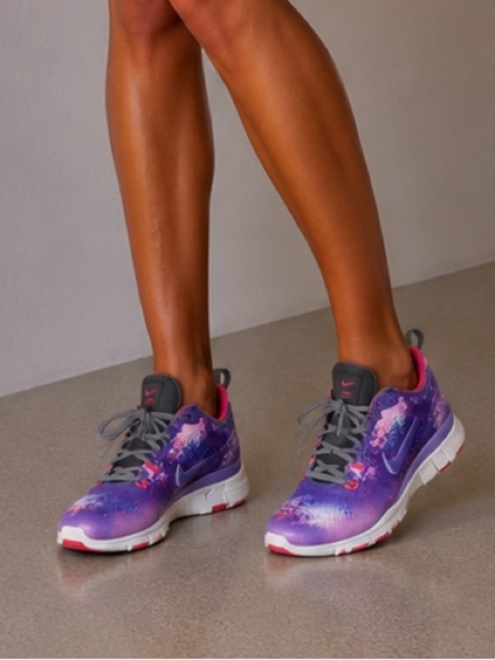 WOMENS NIKE FREE 5.0 TR FIT Purple pink Tie dye SIZE 8